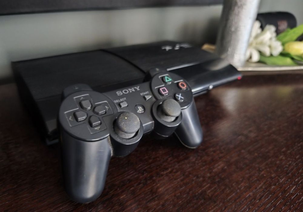 Zestaw Ps3 Konsola Super Slim 500 GB Pad Sony PlayStation 3 komplet gr