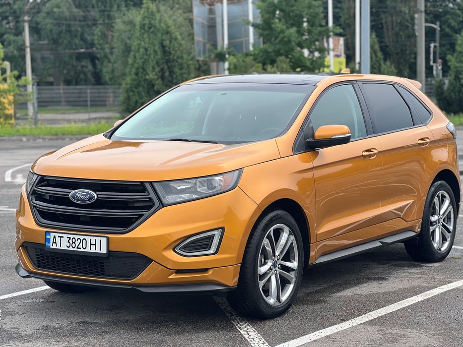 Автомобіль Ford edge