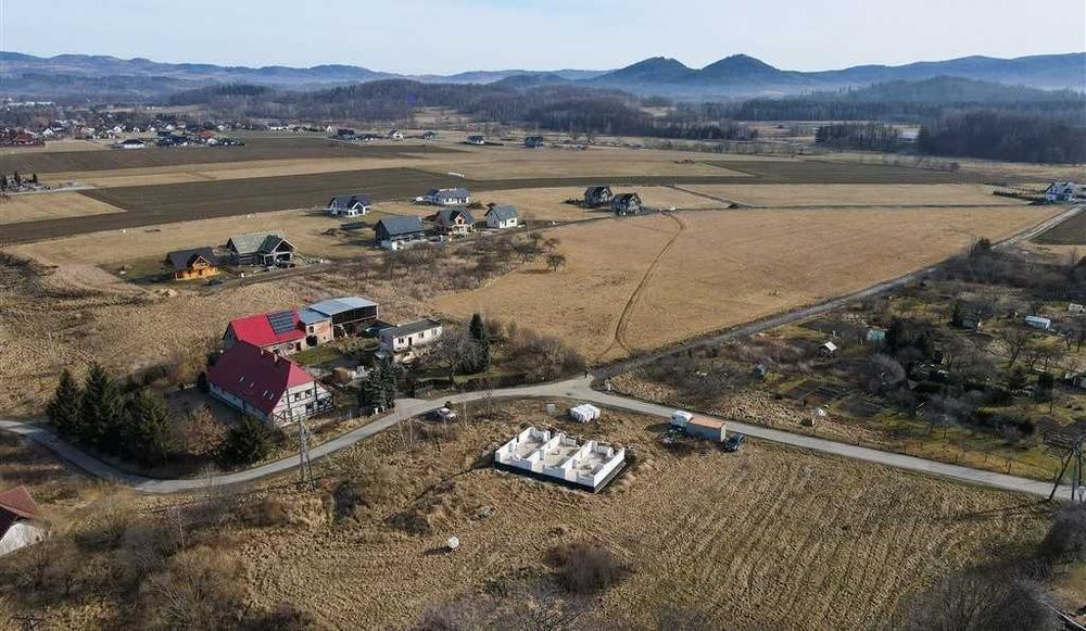 Dom na sprzedaż w trakcie budowy szeregówka 3 domów Mysłakowice