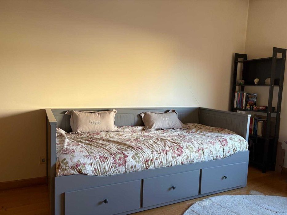 Sofá-cama COMO NOVO