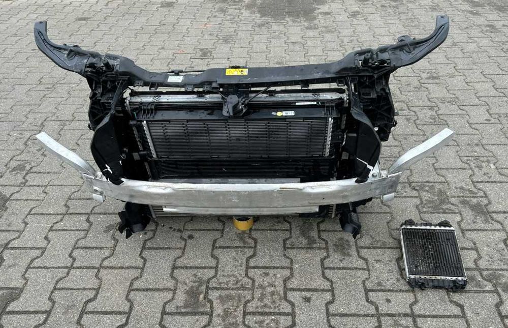 Панель радиаторов телевизор Audi Q5 80A 8R US EU Разборка ауди ку5