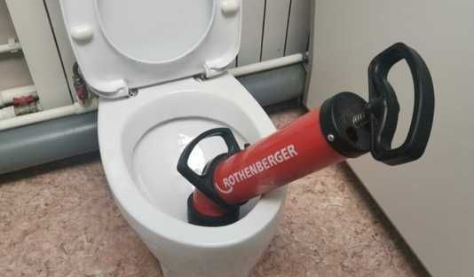 Чистка канализации. Прочистка труб, гидродинамическая прочистка труб