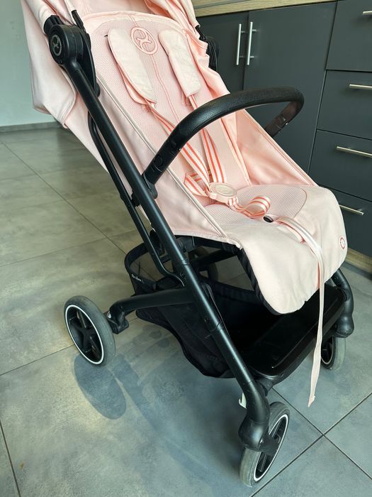 Прогулянкова колясочка cybex breezy