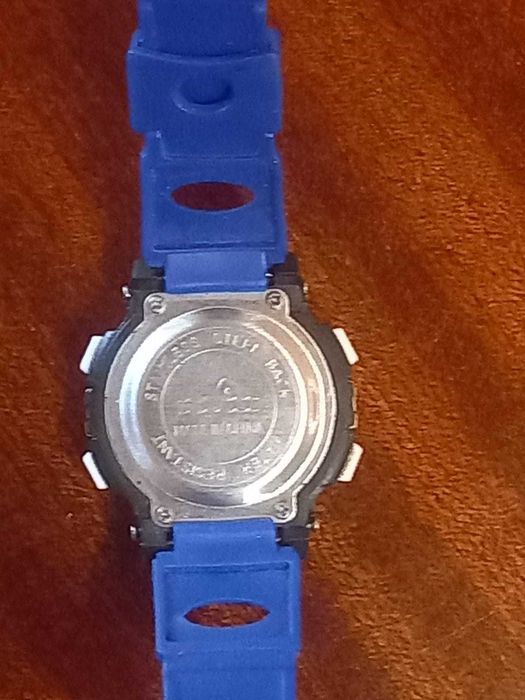 Электронные часы, спортивные и винтажные электронные часы