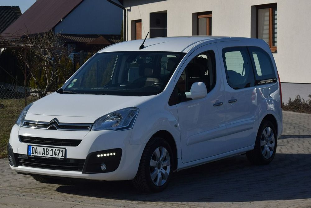 Citroën Berlingo 1.6 HDI 2015/ Led/ Navi/ Kamera/ Oryginał Lakier/ Sprowadzony