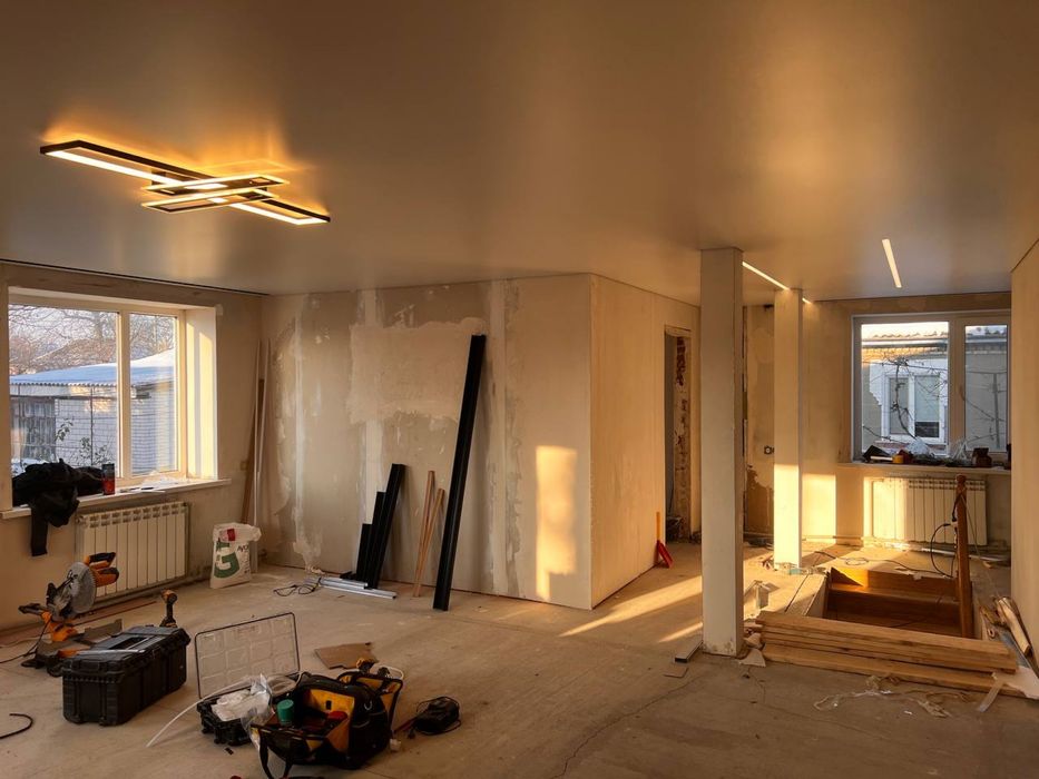 Натяжні стелі, натяжные потолки