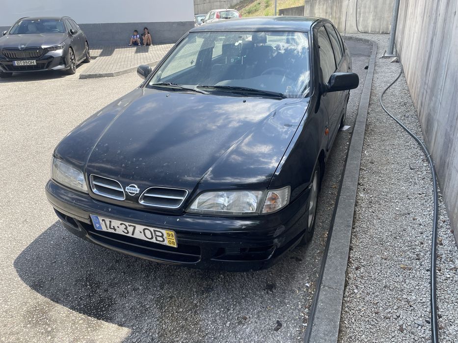 Carro Nissan primera