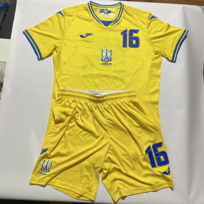 Ігрова футболка збірної України з футболу