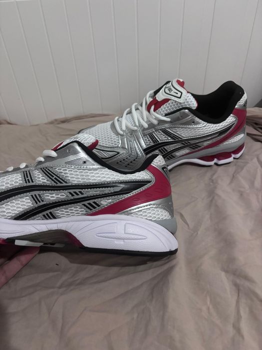 ASICS Gel-kayano 14 Red