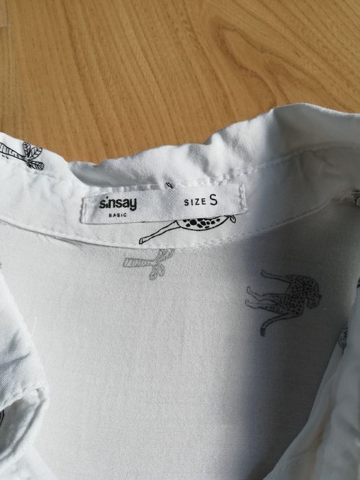 Biała koszula Sinsay XS