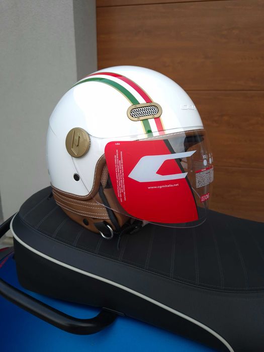 Kask JET CGM Italia PIX IT na skuter Vespa,Piaggio,Honda,Kymco,Yamaha
