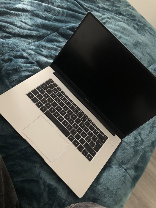 Selling Huawei D15 Computer484920650861137922