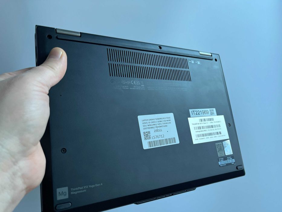 Lenovo Thinkpad X13 Yoga Gen 4 13,3 "  i5 - 1345U 16 GB / 256GB Fv23%