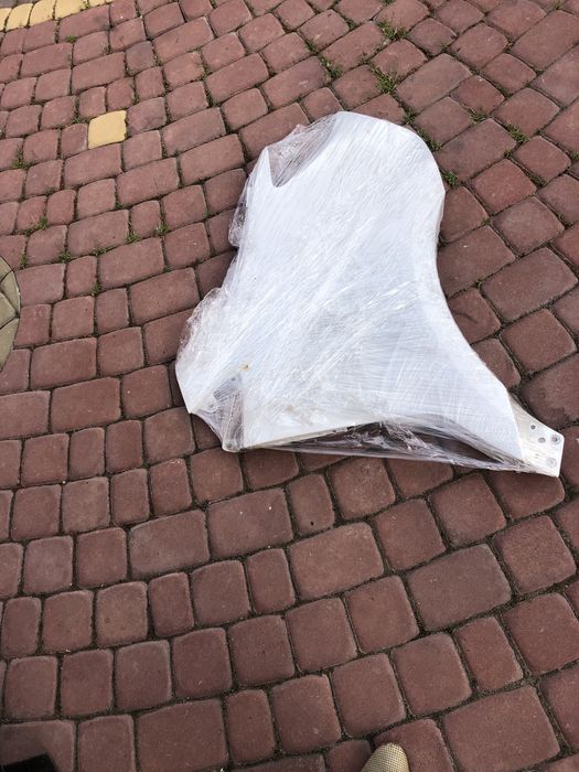 Крила крило на спринтер 907.  Sprinter 907 праве , ліве