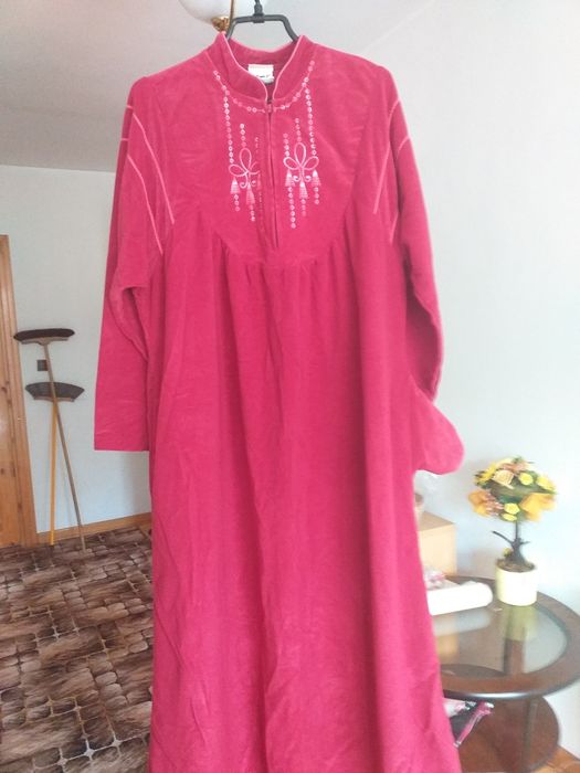 Szlafrok damski nowy z lat 90