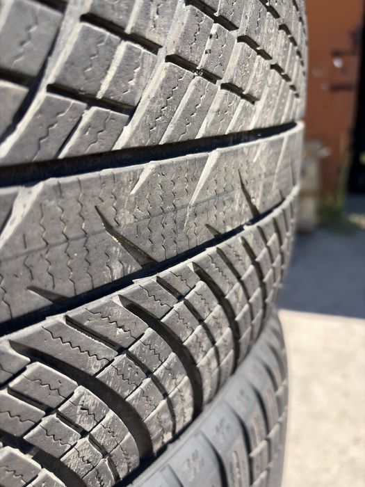 275/45 R20 Yokohama Advan Winter V 907 Japan 25 год! Шины зимние!