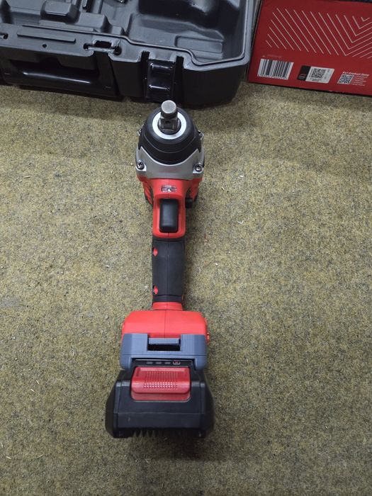 Klucz udarowy Einhell FORMULA 1 IW300 300 nm  Bezszczotkowy
