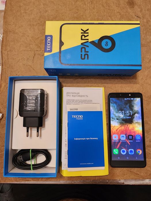 Смартфон Techno Spark 6 Go 64Gb/3Gb