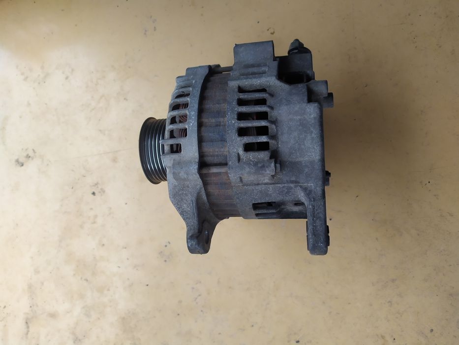 Генератор Nissan Almera N 16