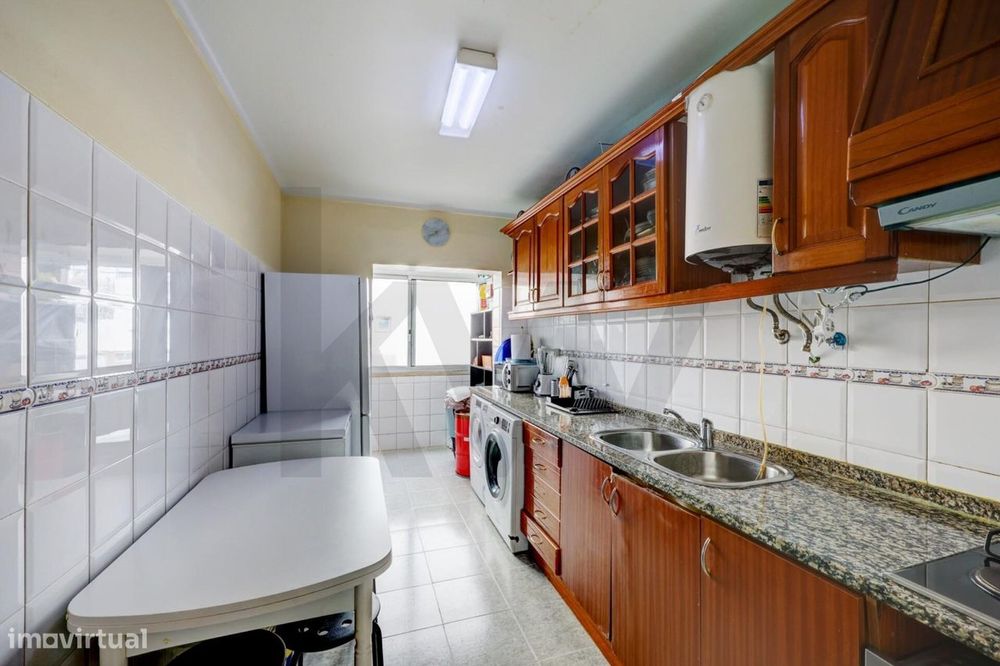 Apartamento T2 em Alverca com Ar Condicionado – Pronto a Habitar