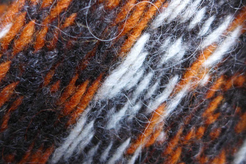 Wełniany ISLANDZKI SWETER lopapeysa 36 S rękodzieło HANDMADE norweski