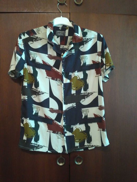 Летняя рубашка с коротким рукавом размер S