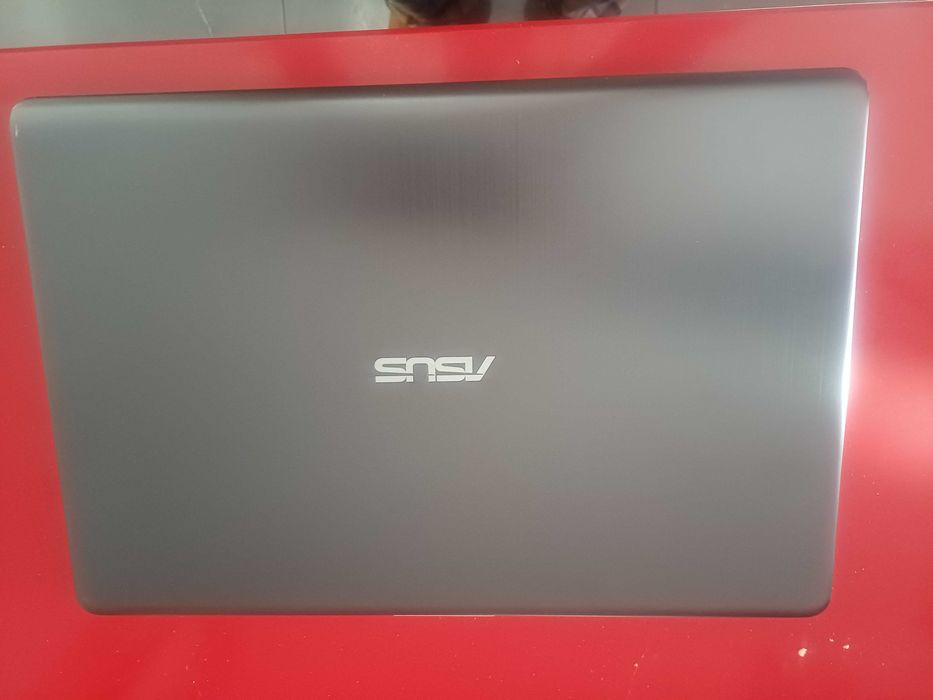 ASUS VivoBook S530U