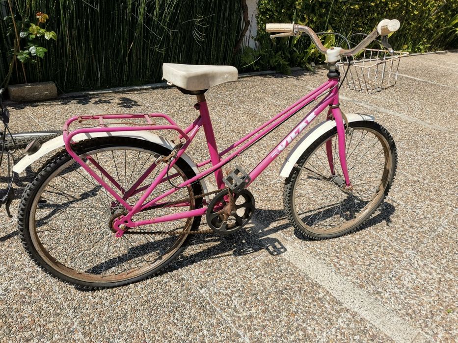 Bicicleta mulher antiga