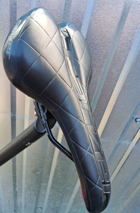 Велосидіння Carver з підсидільною трубкою