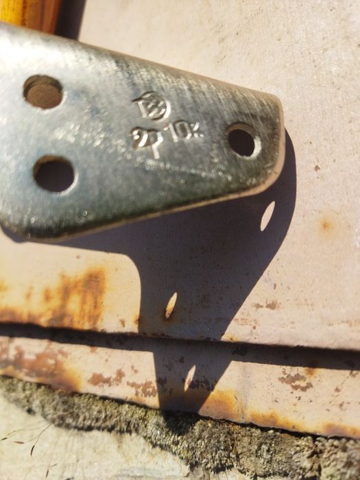 Продам; ручки дверные большие( для учреждений)