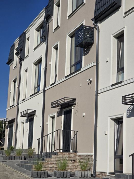 Продаж елітного ТАУНХАУСА, ФІНАЛЬНИЙ ЕТАП РЕМОНТУ, вул. Горіхівська