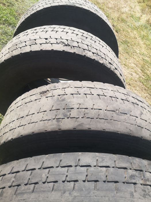 Шини 315/ 70 r22 5 запаска