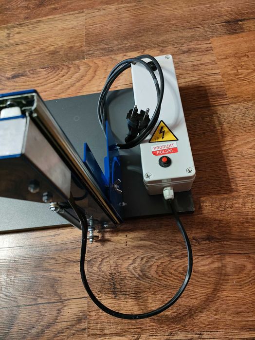 Przecinarka do styropianu styroduru, gilotyna, Rising Sun 133 x 26 cm