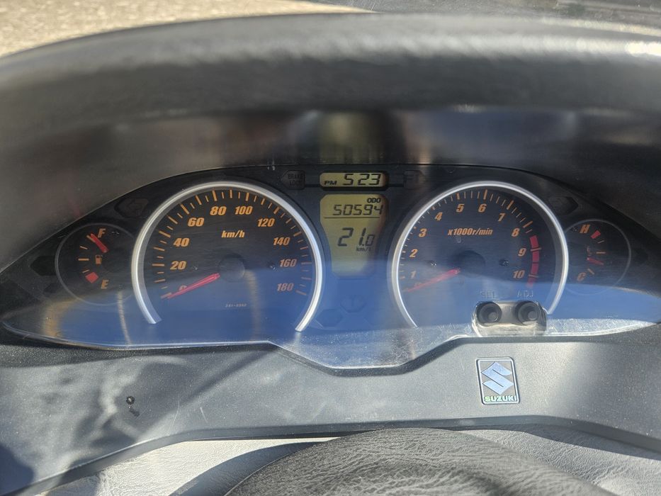 Suzuki Burgman 400