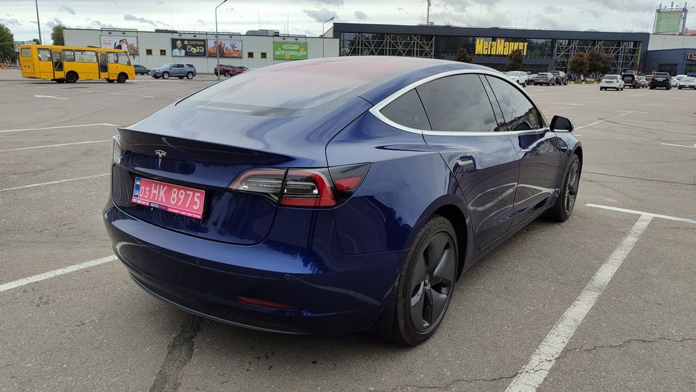 Tesla Model 3 Long Range