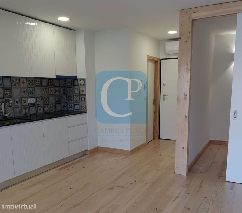 Apartamento T0 com terraço em Paranhos, Porto