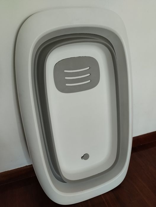 Banheira TWISTSHAKE + Extras: Copo duche/Base/Penico