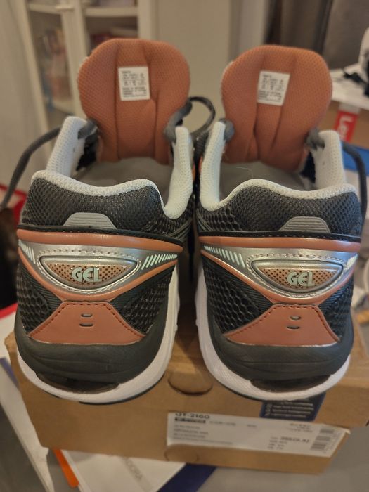 Tênis ASICS GT-2160 nunca usados tamanho 40.5