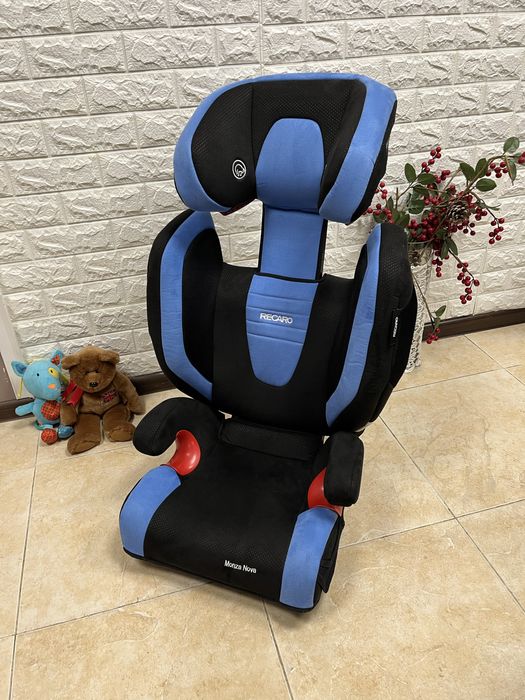 Автокрісло Recaro Monza Nova 2 Seatfix група 2/3 (15-36кг) рекаро