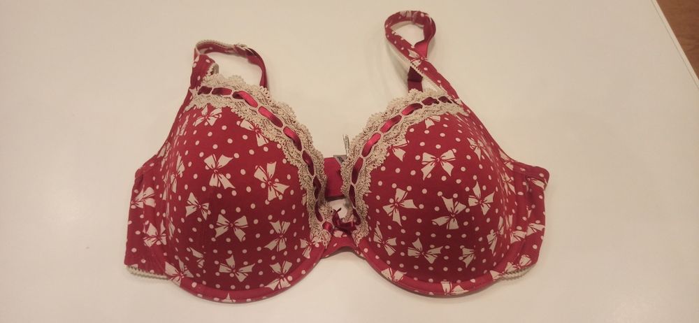 Biustonosz Limited collection rozmiar 36 C