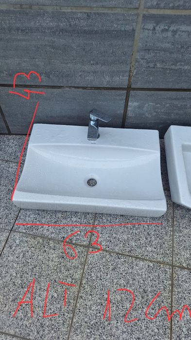 Lavatório cerâmica com torneira