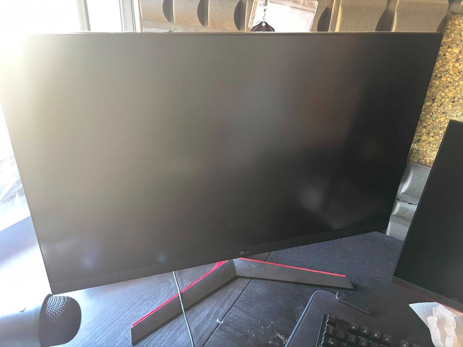 LG UltraGear 32" QHD 165Hz Gaming
