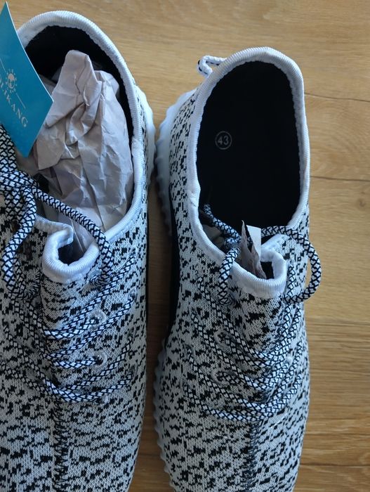 Buty męskie 43 adidasy/buty do biegania