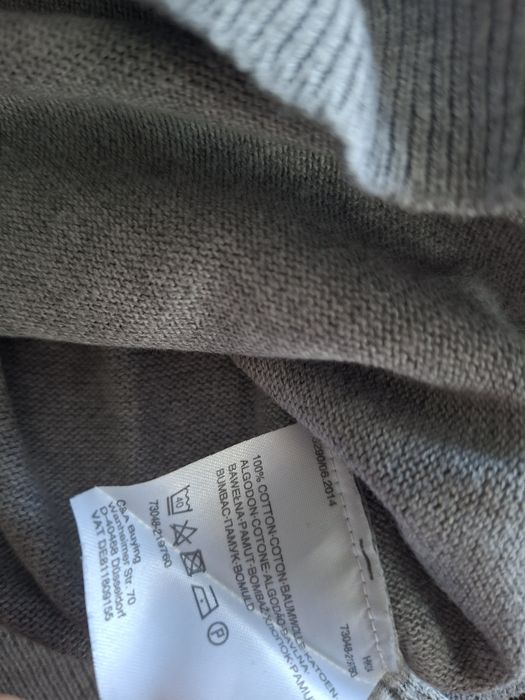 Sweterek basic w serek c&a