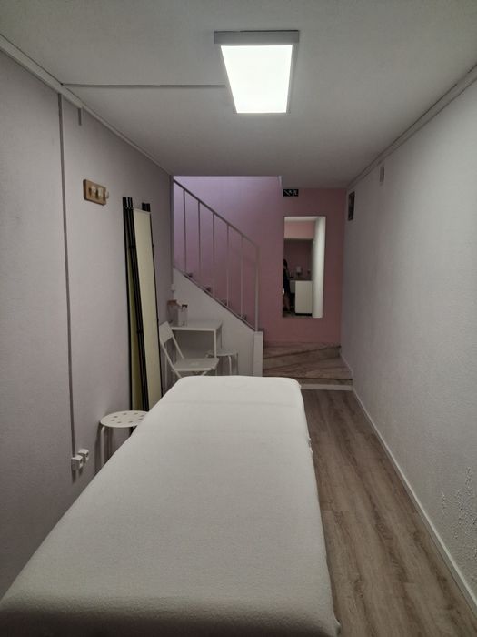 Alugo espaço de estética novo à estreia em Massamá