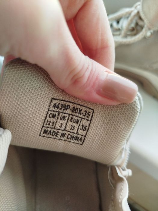 Демисезонные ботинки 35р