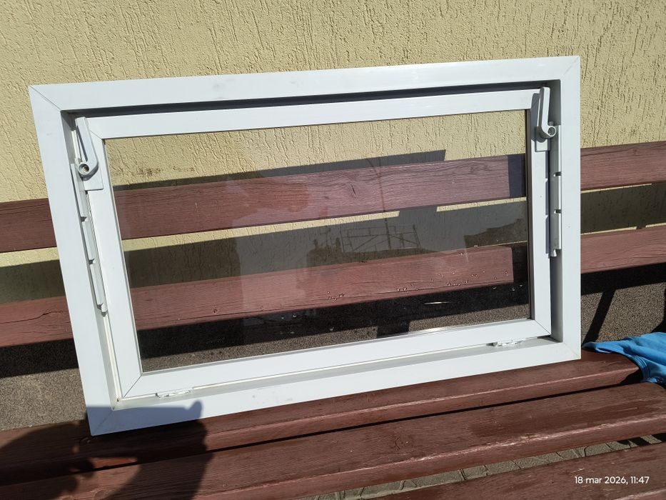 Okno uchylne 80 x 50