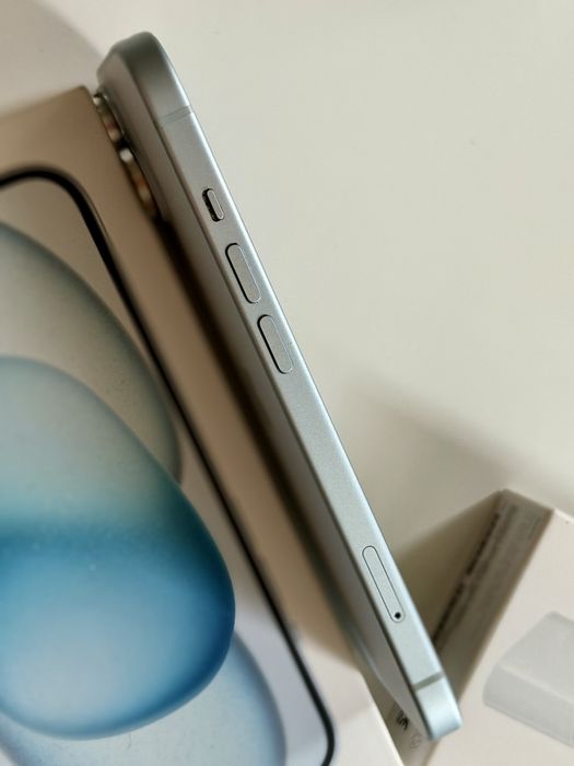Продам Iphone 15 з фізичною +е сім Neverlock