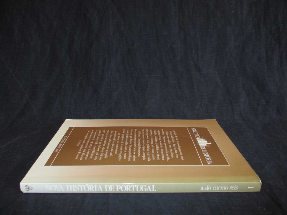 Livro Nova História de Portugal A. do Carmo Reis