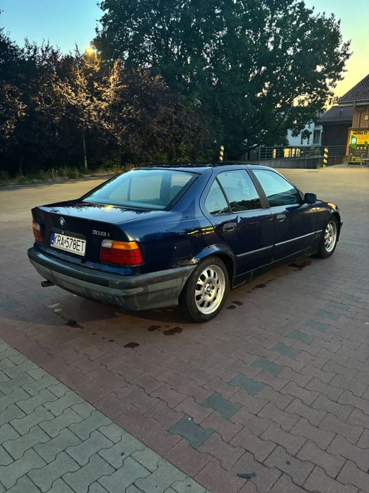 Sprzedam Bmw e36 318i